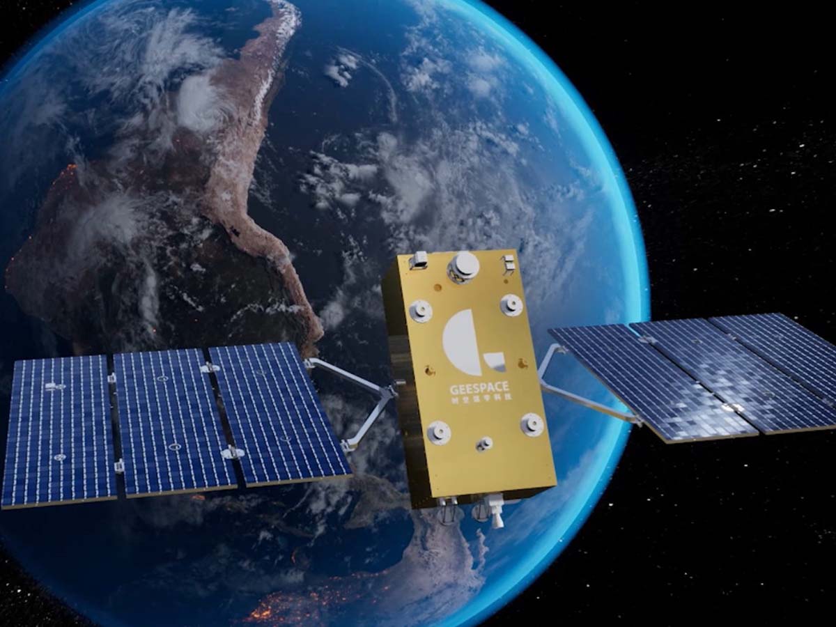 Geely sa 11 satelita u niskoj orbiti oko Zemlje za bolju autonomnu navigaciju vozila