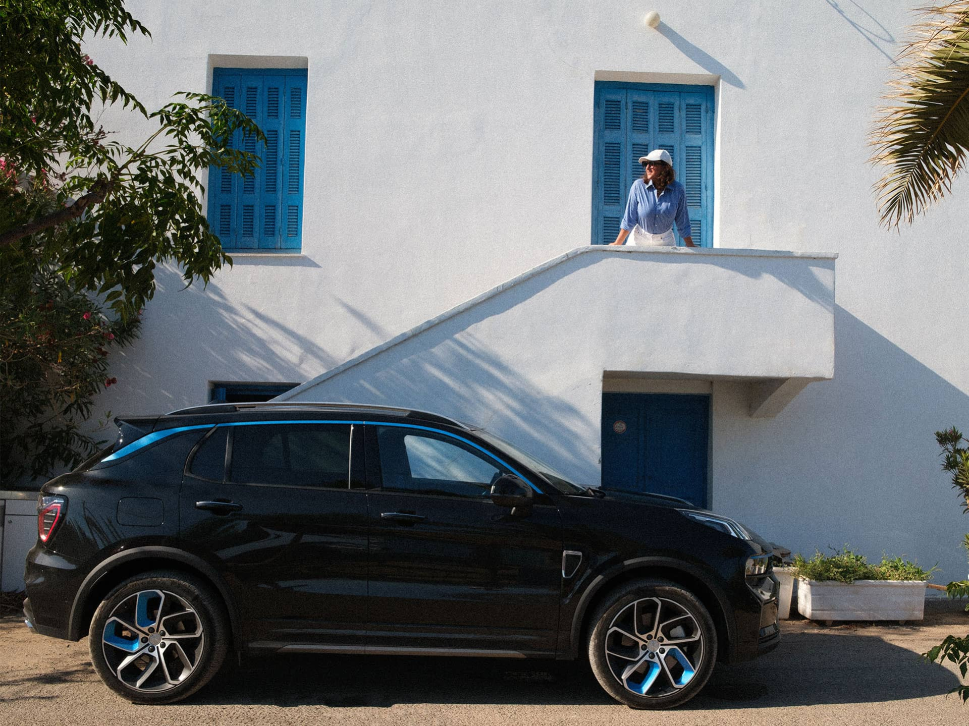 Η Lynk & Co και το μοντέλο 01 τώρα στην Ελλάδα!