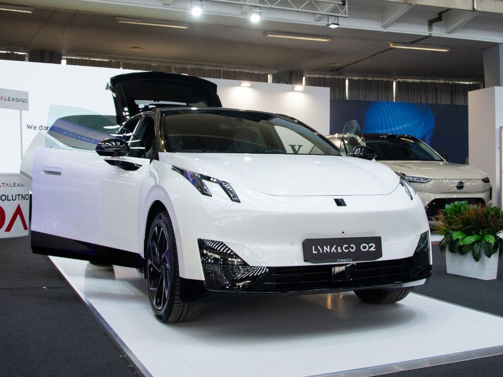 Lynk & Co 02 u centru pažnje na Beogradskom sajmu – Prekretnica za brend u Srbiji