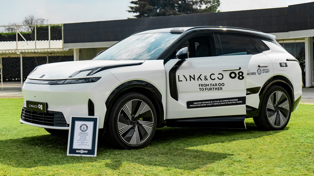 Lynk & Co 08 oborio Ginisov svetski rekord s 293 km u 100% električnom režimu