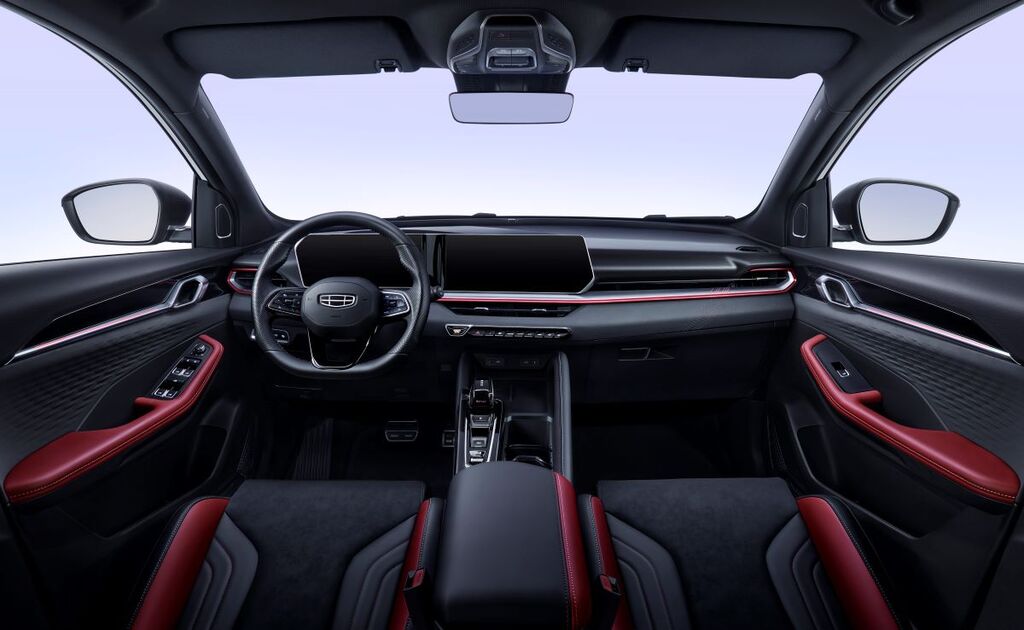 1744031948_Geely%20Coolray%20Interior%20 %20resized