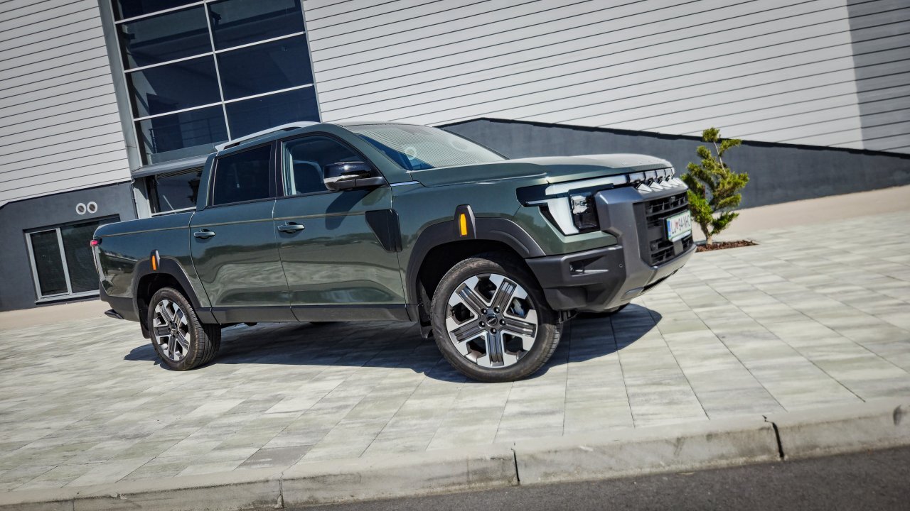 KGM Musso Grand Ultimate 4x4 – dobro opremljen delovni poltovornjak