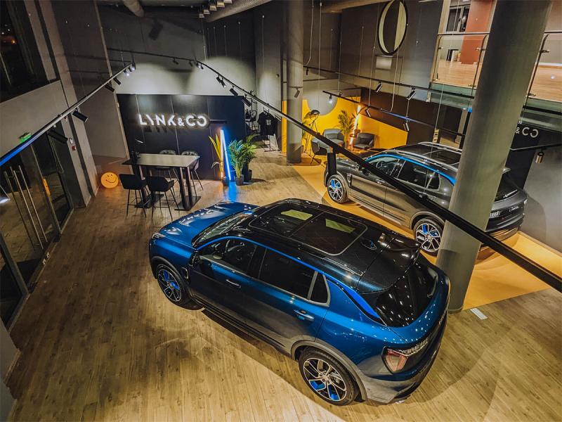 Lynk & Co space Athens