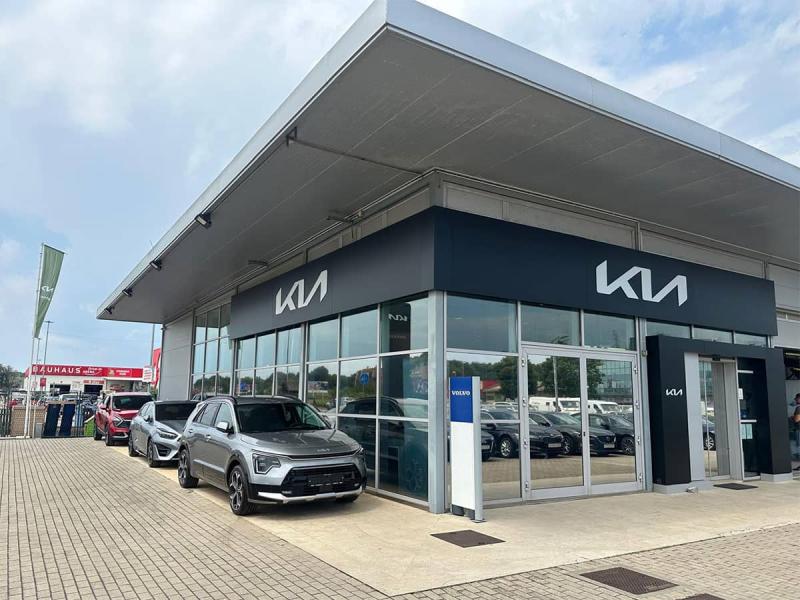 KIA CENTAR PULA